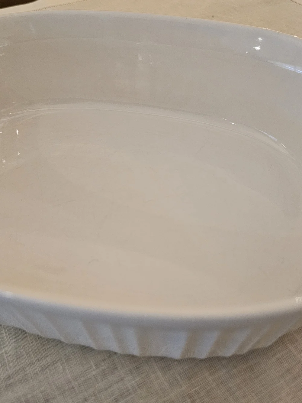 CorningWare French White Stoneware Oval Casserole Dish w/ Glass Lid ~ 1-1/2 Qt